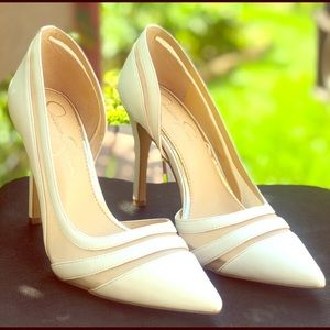 NEW JESSICA SIMPSON WHITE PUMP SIZE 7